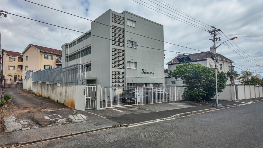 1 Bedroom Property for Sale in Observatory Western Cape